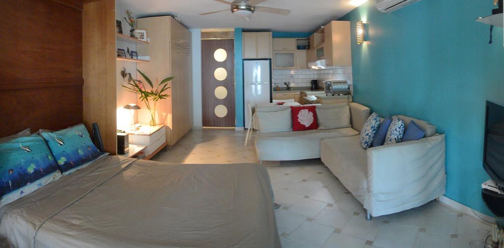 Cozy Beachfront Studio Сан-Хуан Екстер'єр фото